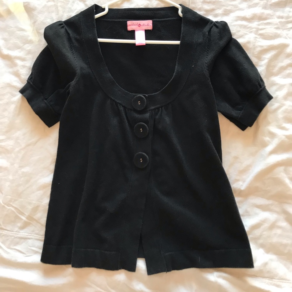 Short sleeved cardigan